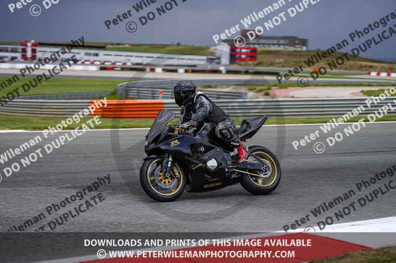 cadwell no limits trackday;cadwell park;cadwell park photographs;cadwell trackday photographs;enduro digital images;event digital images;eventdigitalimages;navarra;no limits trackdays;peter wileman photography;racing digital images;trackday digital images;trackday photos